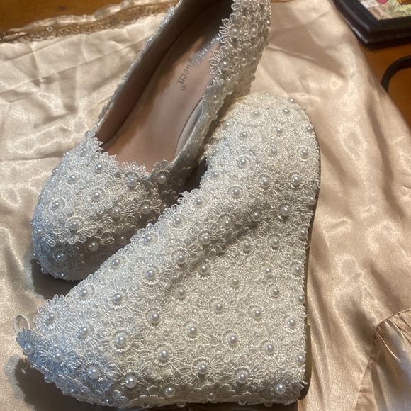 Crystal Queen wedding or prom shoes or anything you want them to be! Size 38 - Picture 6 of 8